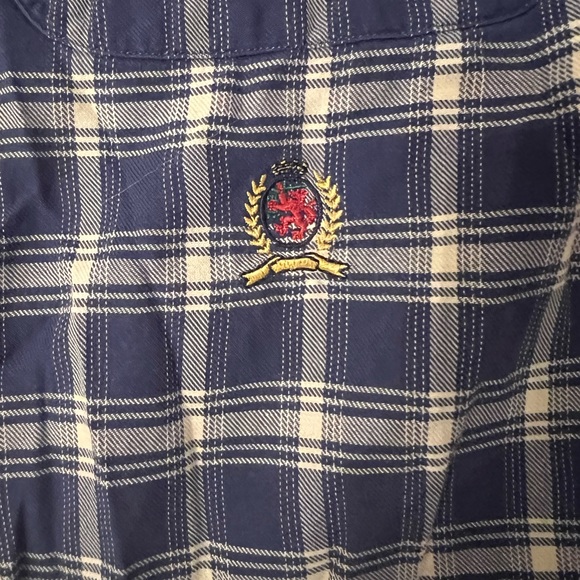 Tommy Hilfiger Button-Up - Picture 2 of 5